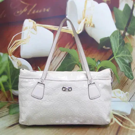 [BUNJANG] Salvatore Ferragamo Patent Leather Gancini Logo Tote Shoulder Bag / 구제토토 페라가모 토드백 숏숄더백 정품 중고가방 명품 60505