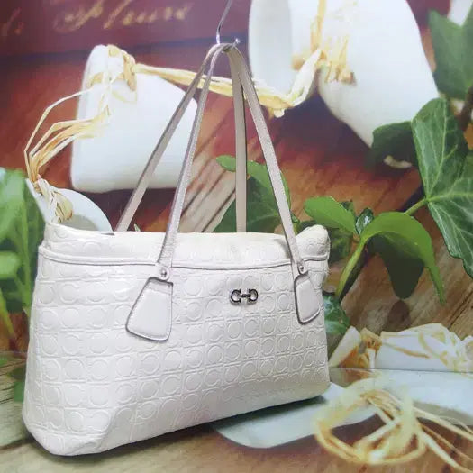 [BUNJANG] Salvatore Ferragamo Patent Leather Gancini Logo Tote Shoulder Bag / 구제토토 페라가모 토드백 숏숄더백 정품 중고가방 명품 60505