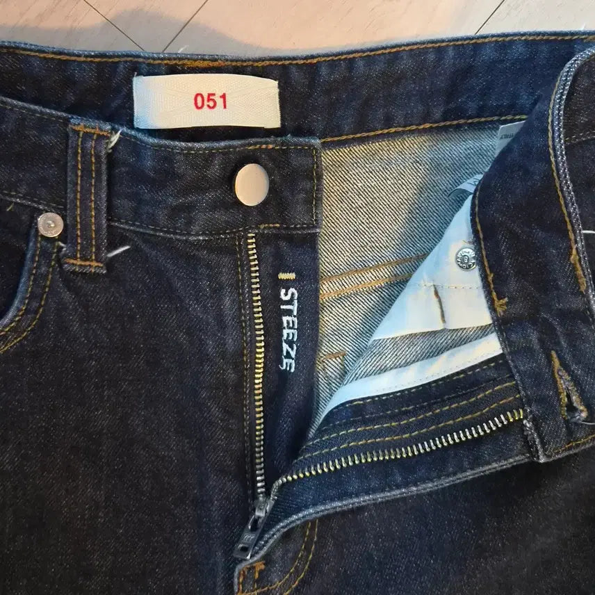 [BUNJANG] Plac STEEZE Straight Fit Denim Jeans (Model M31) / 플랙 진청 스트레이트 스판 데님 진 M31