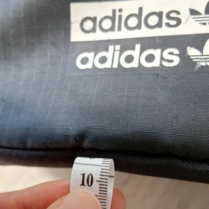 [BUNJANG] Adidas Waist Bag Black Logo Strap / 아디다스 웨이스트백 블랙 로고 스트랩