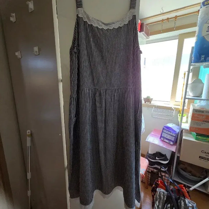 [BUNJANG] Linen Blend Midi Dress with Lace Detail / 면원피스