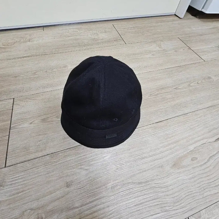 [SOLD OUT] 내셔널지오그래픽 블랙 벙거지 모자 버킷햇