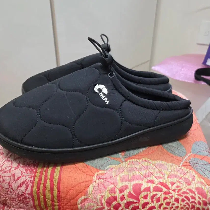 [BUNJANG] Nepa Padded Slipper / 네파 패딩슬리퍼