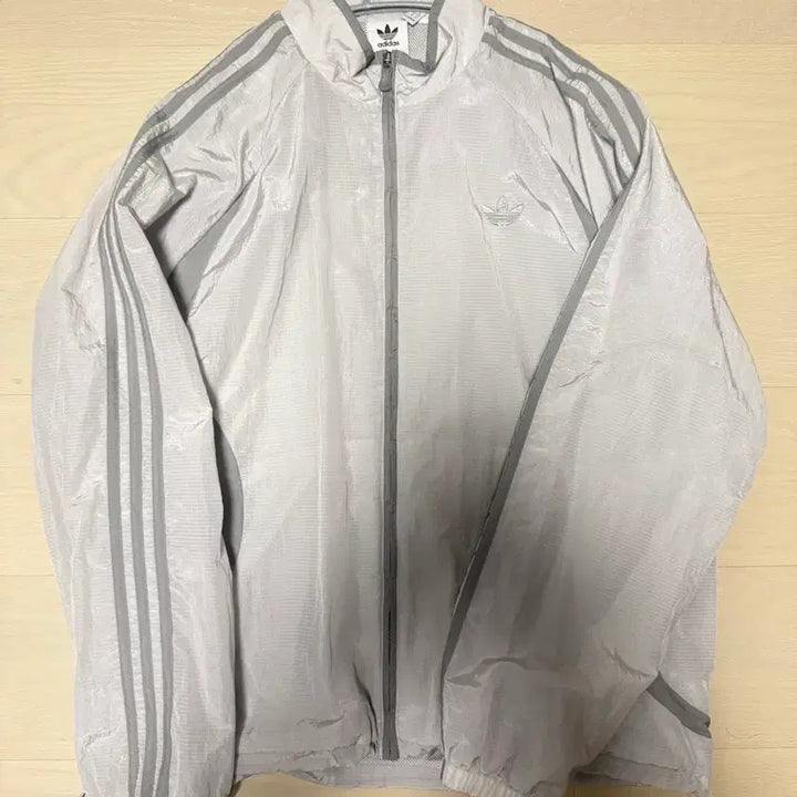 [BUNJANG] Adidas 2000s Woven Track Top Grey - US L / 아디다스 2000s 우븐 트랙탑 그레이 - US L 사이즈
