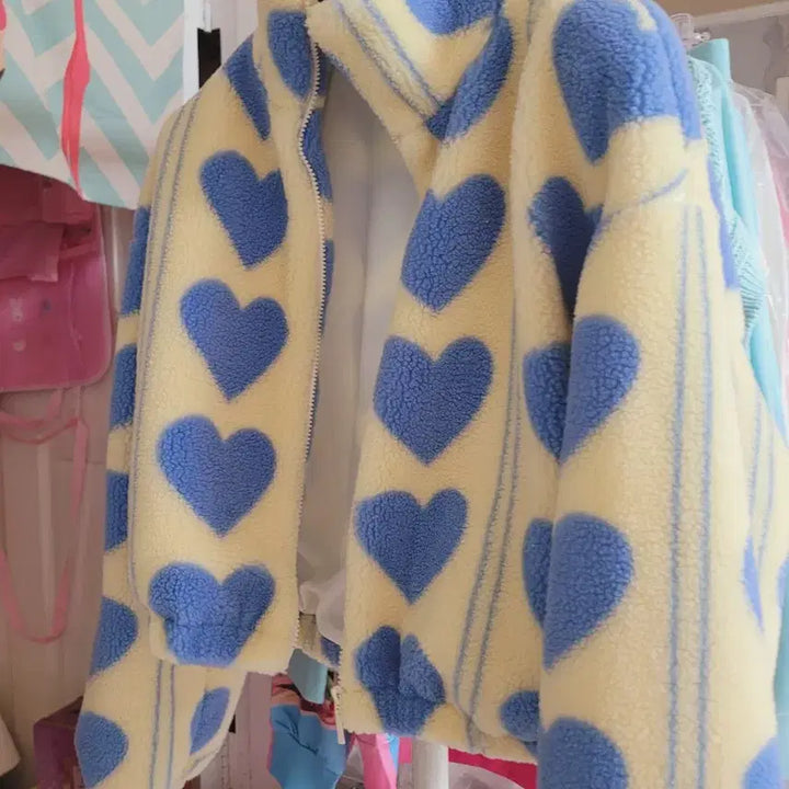 [BUNJANG] Heart Fuzzy Fleece Jumper - Ivory/Blue / 하트 뽀글이 양털 점퍼 아이보리/블루