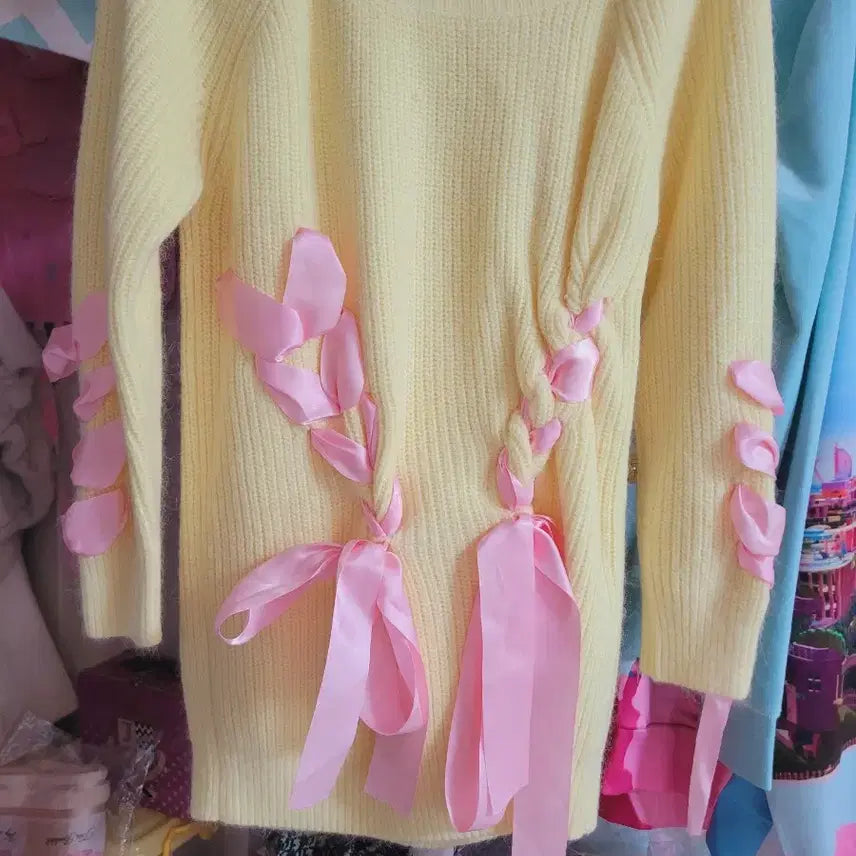 [BUNJANG] Yellow Ribbon Knit Sweater / 옐로우 리본 장식 니트 스웨터 수입