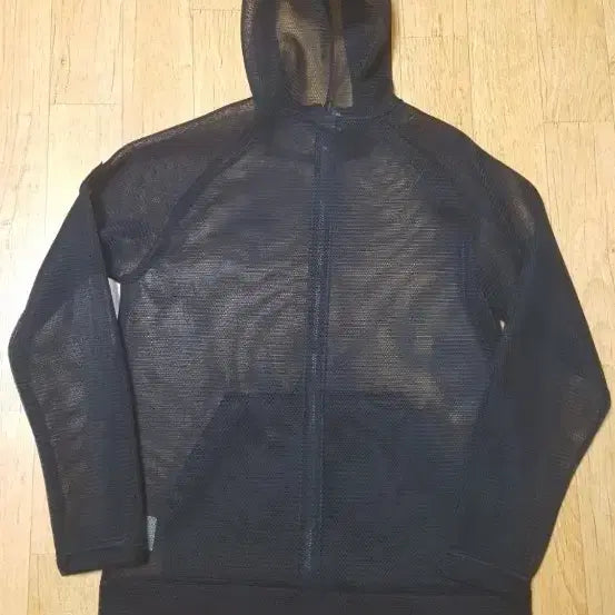 [BUNJANG] Descente Cooling Mesh Hooded Zip-Up Jacket Black (Size 105) / 정품새옷수준)데상트 냉감쿨링 메쉬 후드 집업 전체 메쉬 블랙 자켓,105