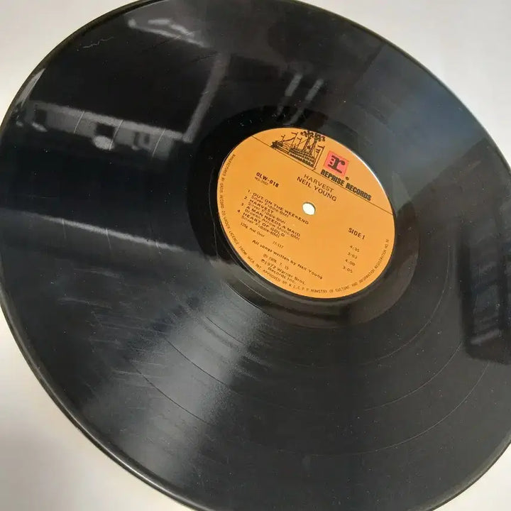 [BUNJANG] Neil Young Harvest LP Vinyl Record / 닐 영 Harvest LP 바이닐 음반