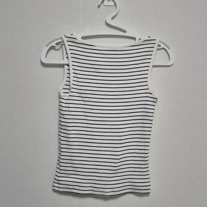 [BUNJANG] White Black Stripe Sleeveless Top / 흰색 검정 스트라이프 나시티