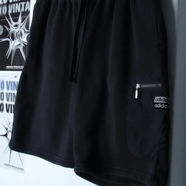 [BUNJANG] Adidas Pocket Shorts Black Old Skool / (L-XL) 아디다스 반바지 팬츠 포켓 블랙 올드스쿨-25BC