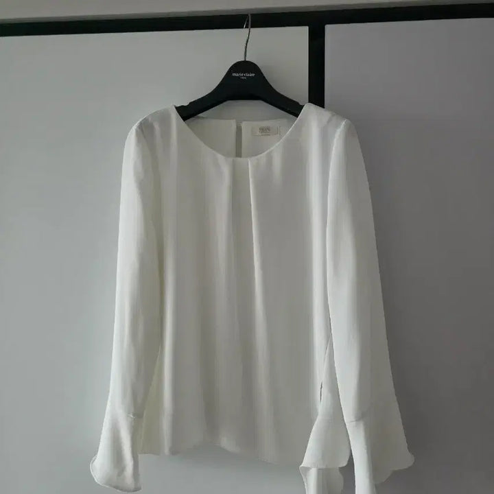 [BUNJANG] Rian New York White Blouse / 리안뉴욕 블라우스