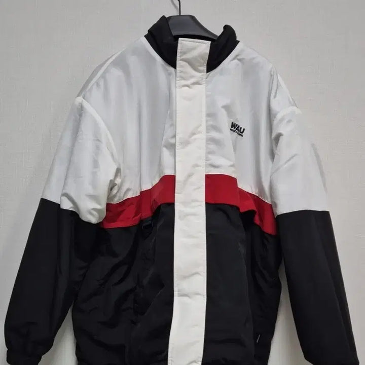 [BUNJANG] WAU Color Block Windbreaker Jacket / WAU 후아유 컬러블록 바람막이 자켓