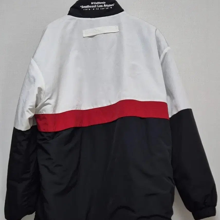 [BUNJANG] WAU Color Block Windbreaker Jacket / WAU 후아유 컬러블록 바람막이 자켓