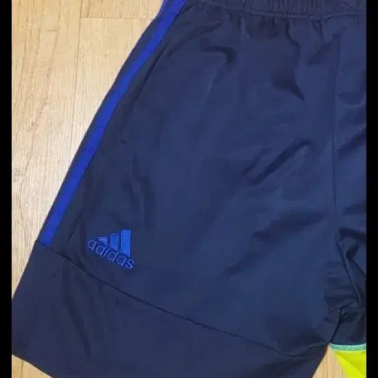 [BUNJANG] Adidas Waterproof Woven Ice Cooling Functional Stretch Shorts / (새옷수준)아디다스 방수 우븐 얇은  아이스 쿨링 기능성 스판 반바지