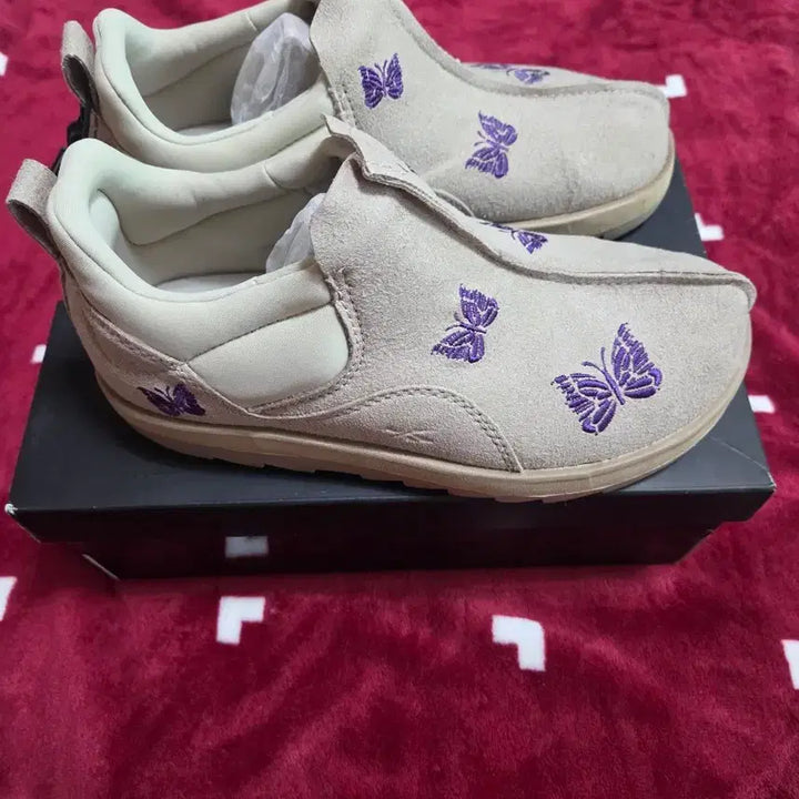 [BUNJANG] Needles x Reebok Beige Sneakers (250mm) - New / 니들스 x 리복 베이지 250 새제품