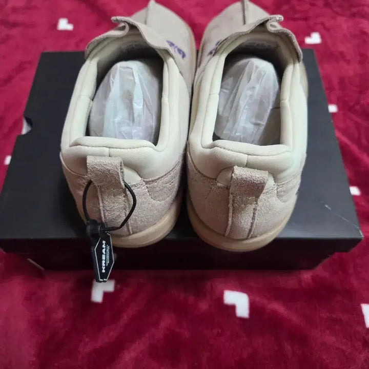 [BUNJANG] Needles x Reebok Beige Sneakers (250mm) - New / 니들스 x 리복 베이지 250 새제품