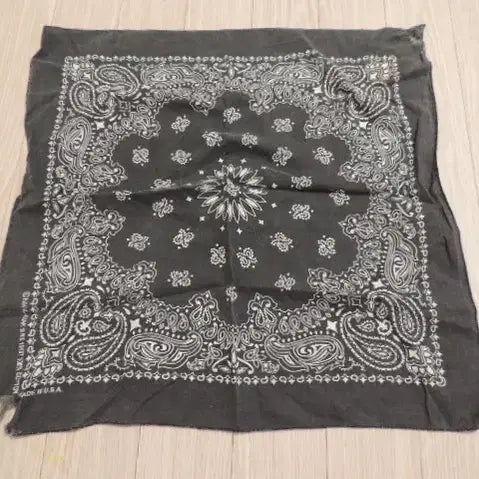 [BUNJANG] Real Vintage Bandana Scarf / 리얼빈티지 반다나 스카프