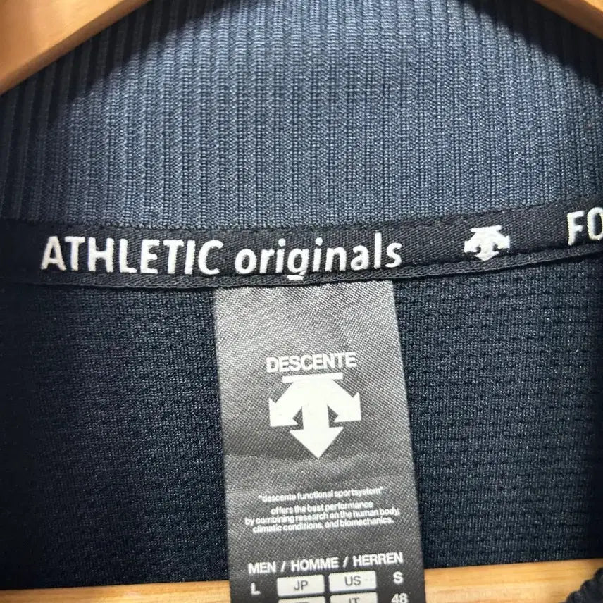 [BUNJANG] Descente Navy/White Track Jacket - Large / 데상트 네이비/화이트 트랙 자켓 L