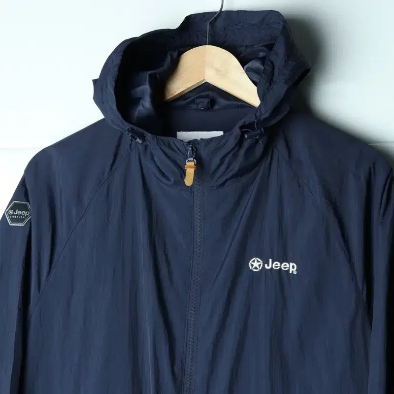 [BUNJANG] Jeep Zip-Up Windbreaker Lightweight Jumper Jacket Navy (XL-2XL) / (XL-2XL) 지프 집업 바람막이 점퍼자켓 네이비 경량-18626