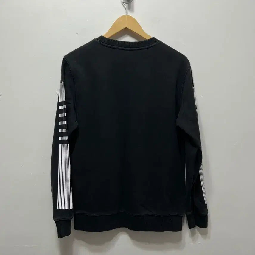 [BUNJANG] Spider Black Fleece Sweatshirt Long Sleeve T-Shirt M / 스파이더 블랙 기모 맨투맨 긴팔티 M