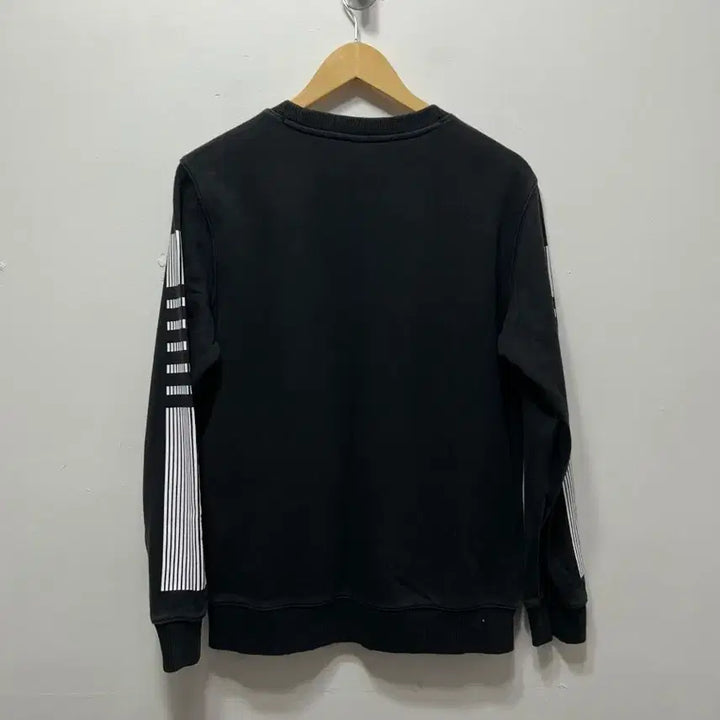 [BUNJANG] Spider Black Fleece Sweatshirt Long Sleeve T-Shirt M / 스파이더 블랙 기모 맨투맨 긴팔티 M