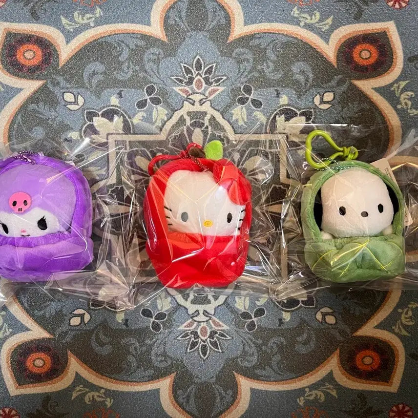 [BUNJANG] Sanrio Fruit House Bag Charm Set (Apple, Grape, Melon) New / 산리오 과일하우스 가방걸이 15_애플,그레이프,멜론 세트 새상품