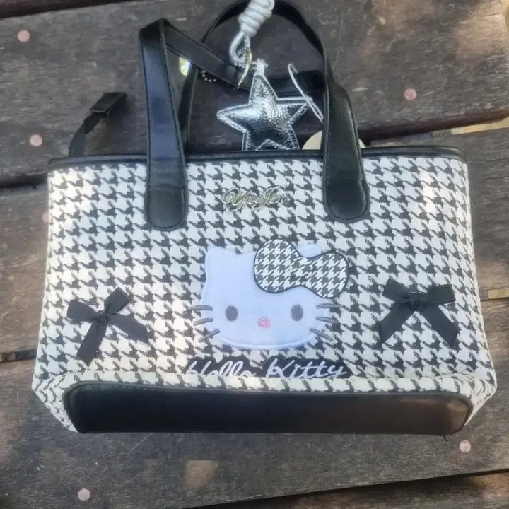 [BUNJANG] Hello Kitty Houndstooth Check Bag Set / 헬로키티 하운드투스 체크 가방 세트