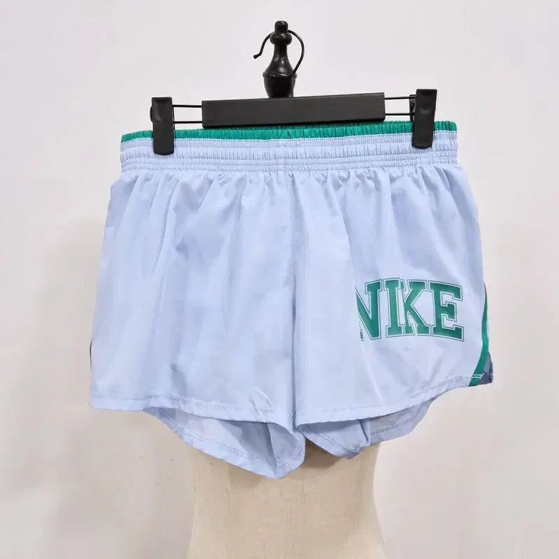 [SOLD OUT] 나이키 23ss 여성 숏팬츠