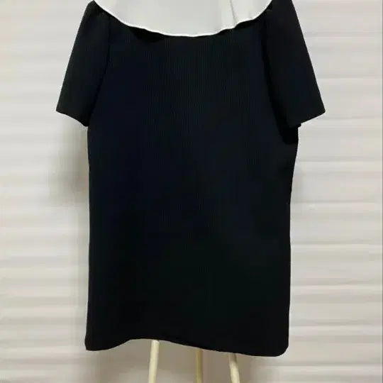 [BUNJANG] Viki Black Collar Short Sleeve Dress / Viki 블랙 카라넥 반팔 원피스 FREE 사이즈