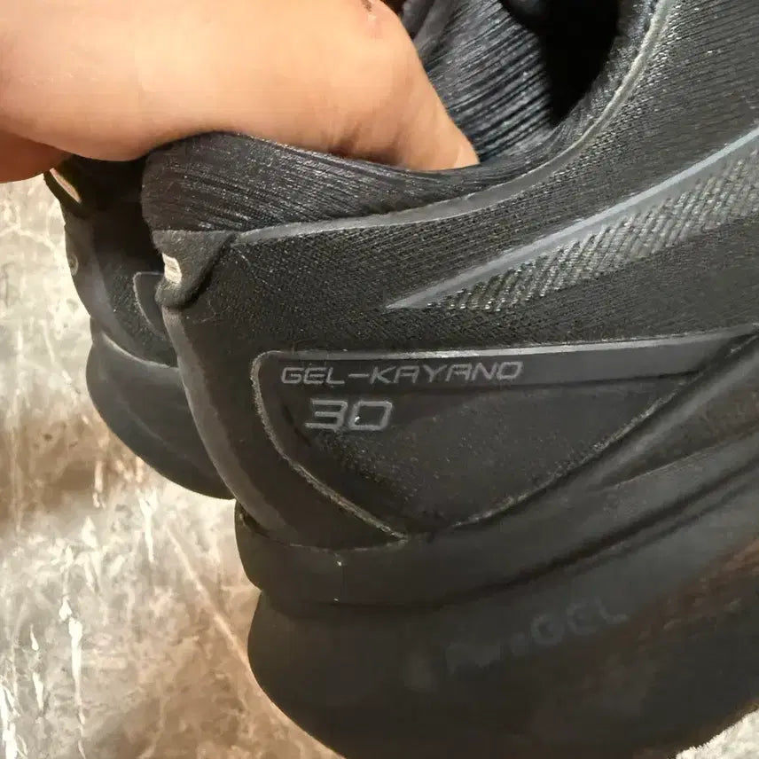 [BUNJANG] Asics Gel-Kayano 30 All Black Running Shoes / 아식스 젤카야노 30 올블랙 290