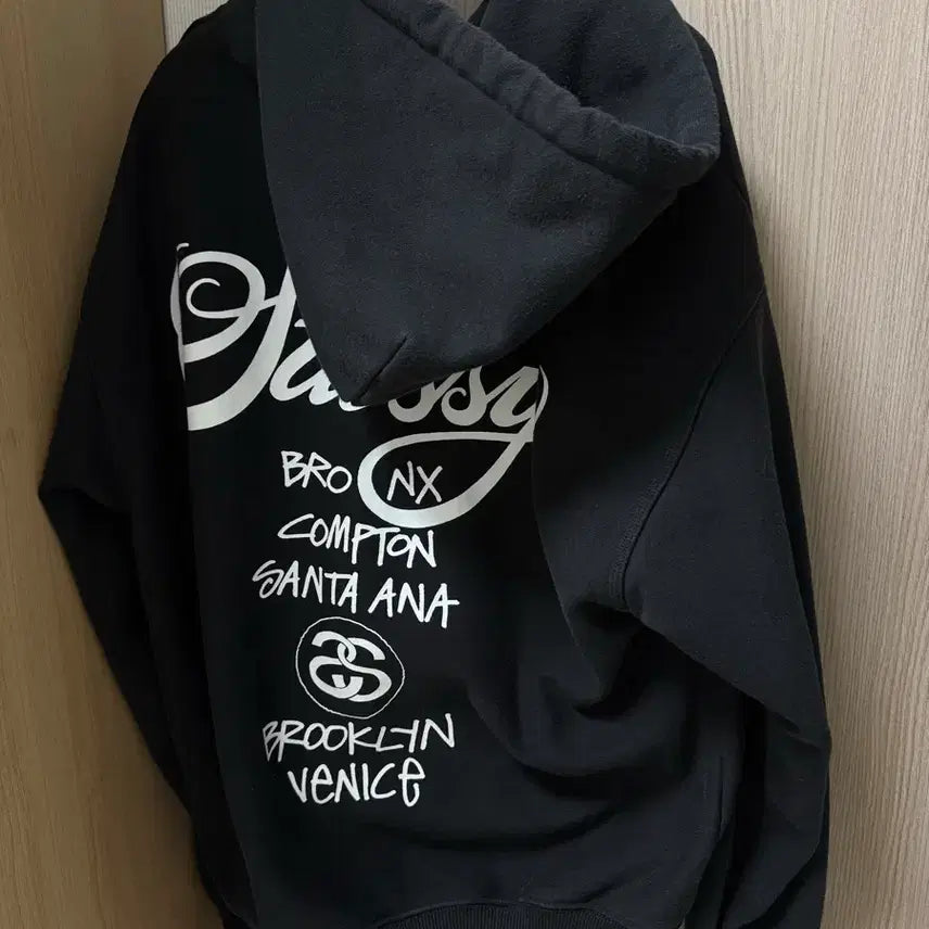 [BUNJANG] Stussy World Tour Hoodie Black / 스투시 월드투어 후드 블랙 2023