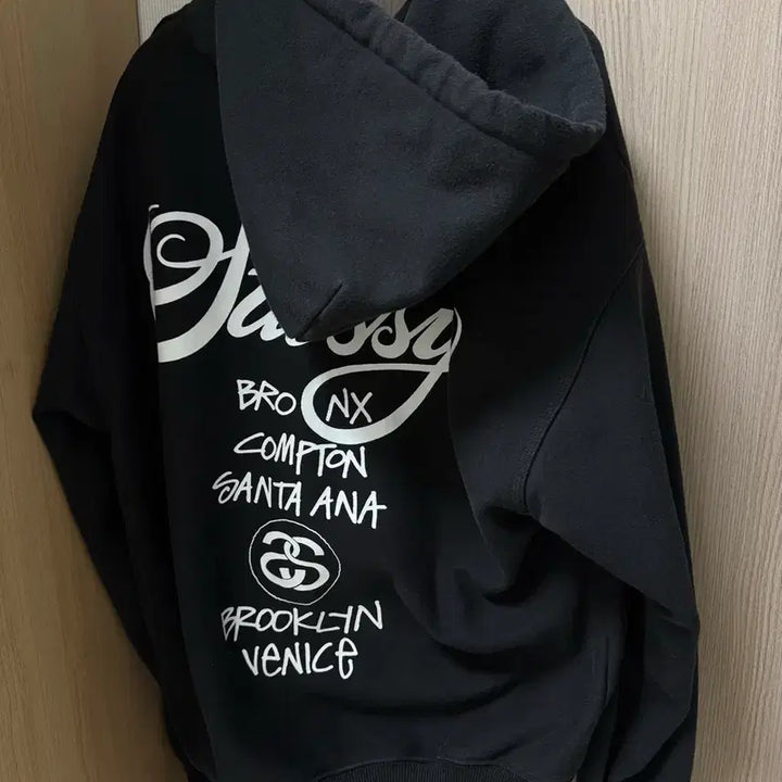 [BUNJANG] Stussy World Tour Hoodie Black / 스투시 월드투어 후드 블랙 2023