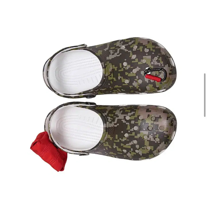 [BUNJANG] Crocs Classic Digital Camo Clogs Beige / 크록스 클래식 디지털 카모 베이지 클로그