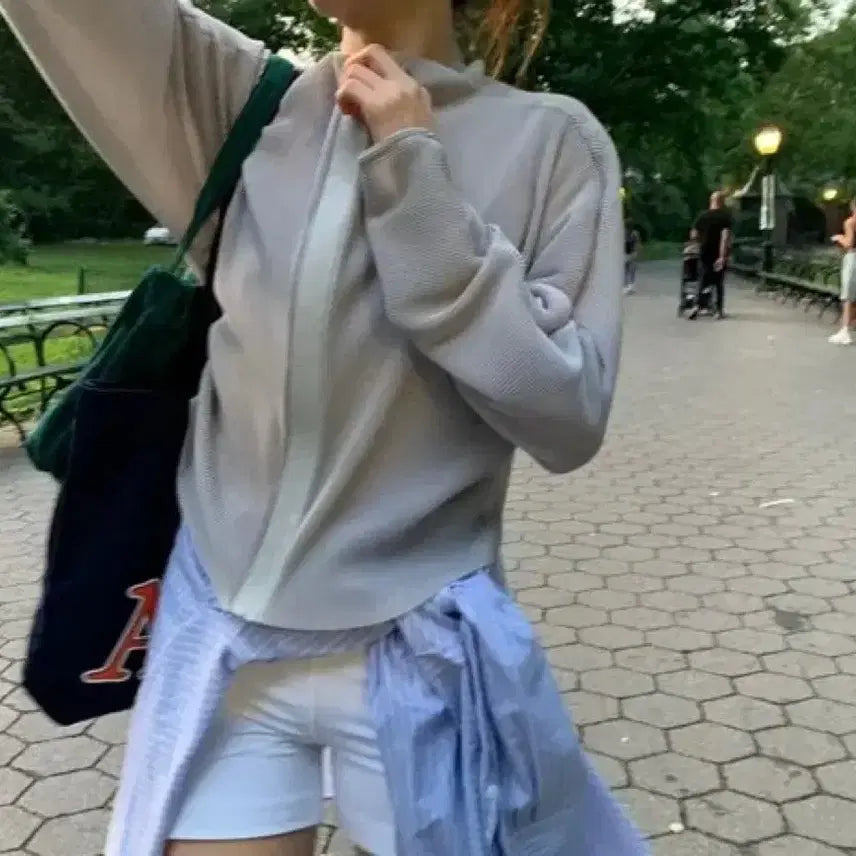 [BUNJANG] Ribbonbit Getty Zip-Up Cardigan / 리본빛 Getty Zip-up Cardigan