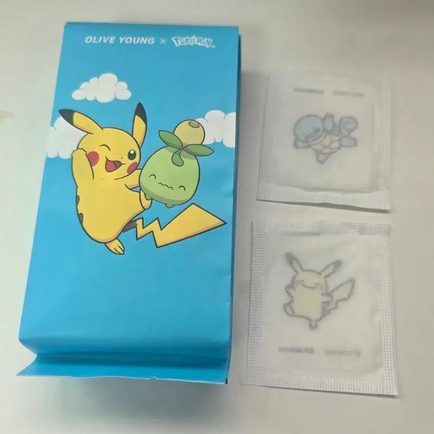 [SOLD OUT] 올리브영 포켓몬 일회용 필름 카메라 메타몽 피카츄 꼬부기 띠부씰