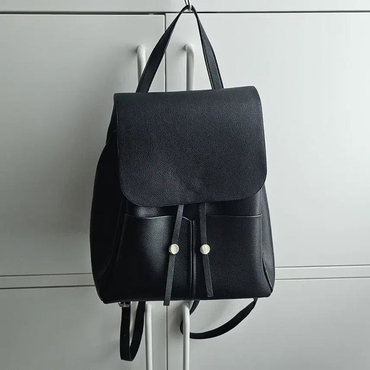 [BUNJANG] Zara Black Leather Backpack / 자라 블랙 가죽 백팩