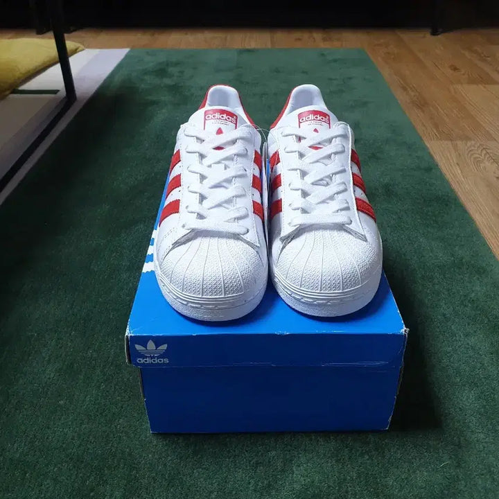 [BUNJANG] Adidas Superstar White/Red Shoes (225mm) / (새상품) 아이다스 슈퍼스타 (225 사이즈) 37,000원