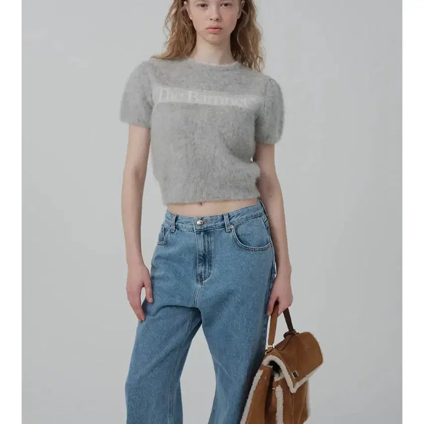 [BUNJANG] TheBarnet Pow Brushed Logo Knit Top Light Grey / 더바넷 Pow Brushed Logo Knit Top 라이트 그레이