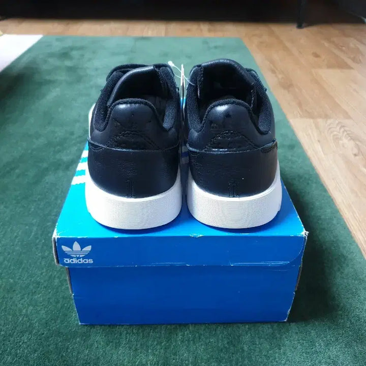 [BUNJANG] Adidas Supercourt Sneakers (Size 230) / (새상품) 아디다스 슈퍼코트 (230 사이즈) 37,000원