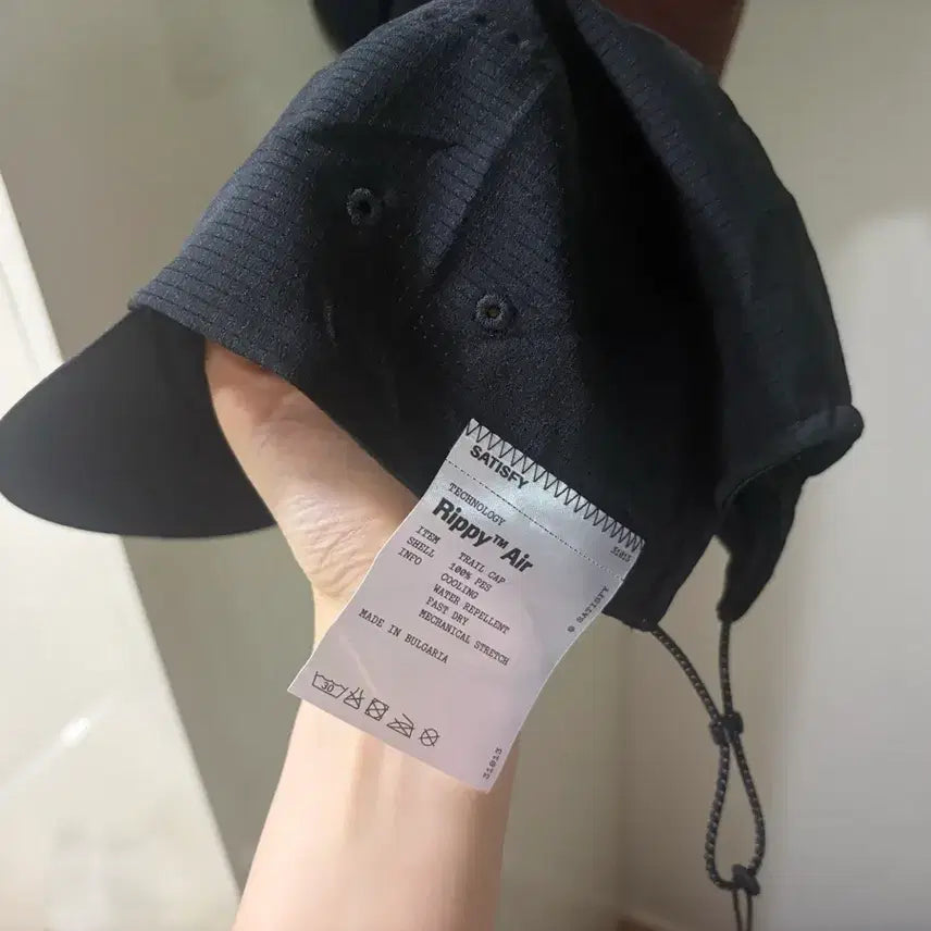 [BUNJANG] Satisfy Air Trail Cap Black / 새상품 satisfy 새티스파이 리피 에어 트레일 캡 블랙