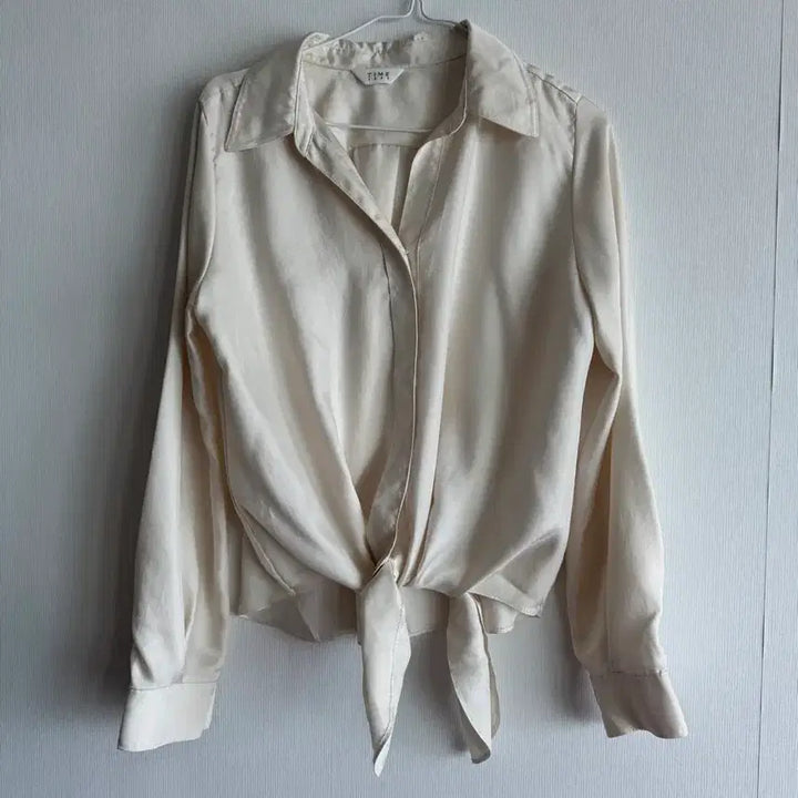 [BUNJANG] Time Cream White Twisted Blouse / 한섬 타임 크림화이트 꼬임 블라우스