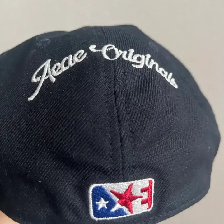 [BUNJANG] AEAE Navy Snapback Hat OS / aeae모자 스냅백 팔아요