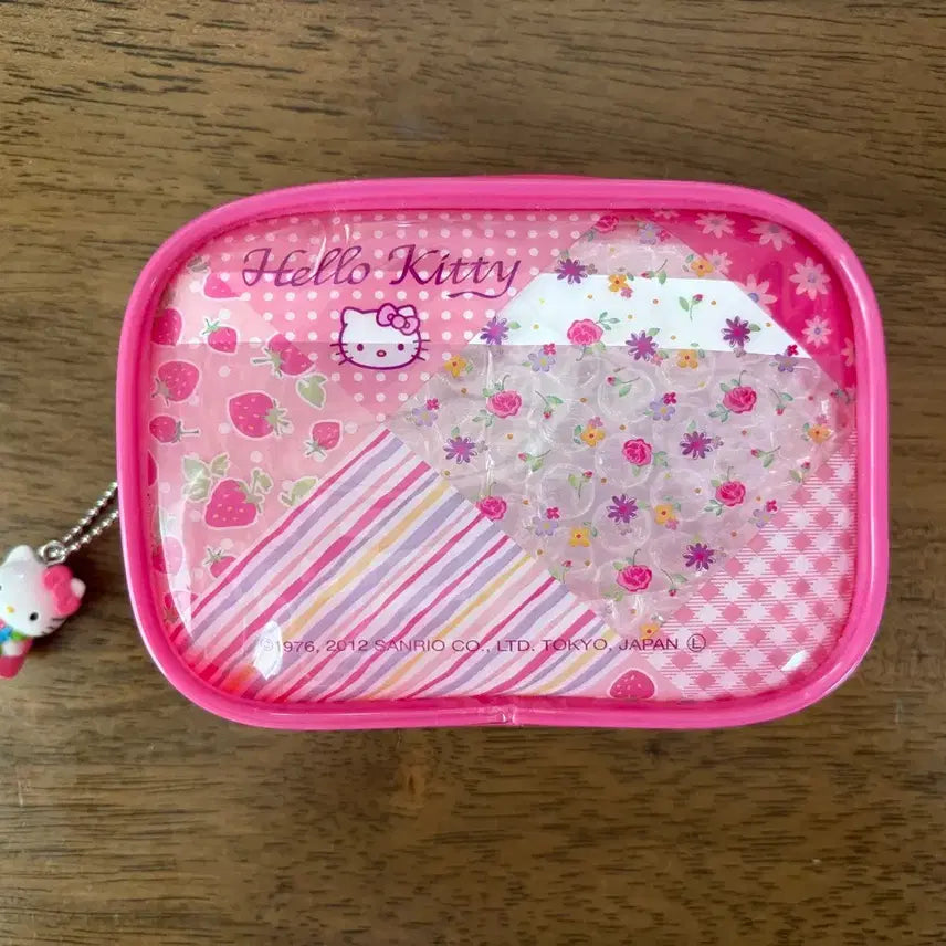[BUNJANG] Classic Kitty PVC Mini Pouch with Keyring / 고전키티 pvc 미니 파우치