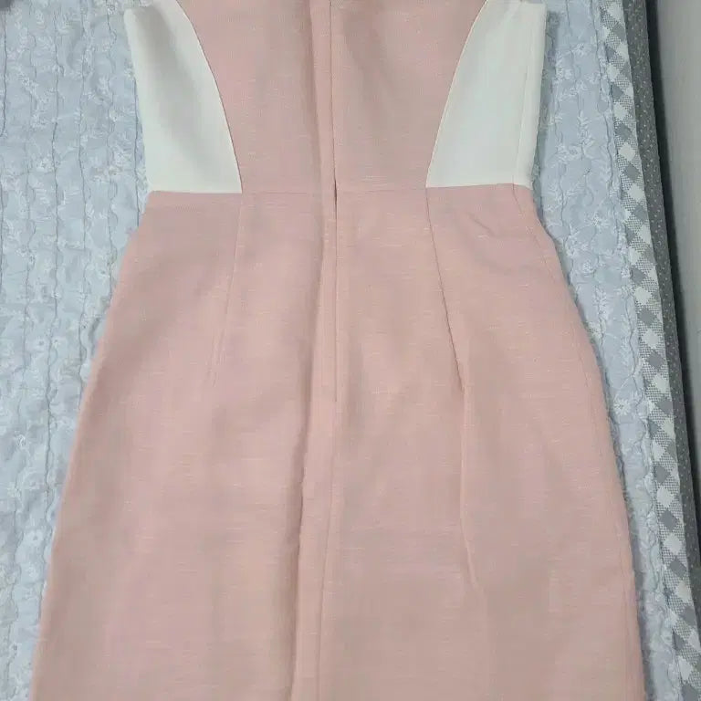 [SOLD OUT] 리스트 핑크 배색 민소매 원피스