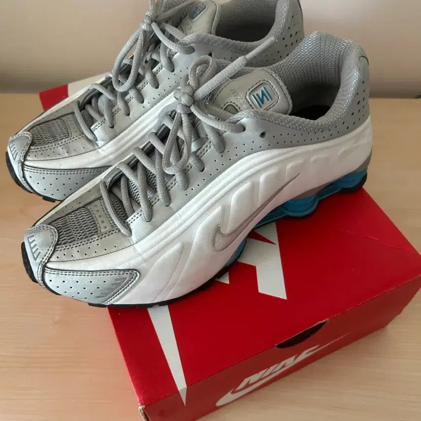 [BUNJANG] Nike Shox R4 Metallic Silver White / [260] 나이키 샥스 R4 메탈릭 실버 화이트