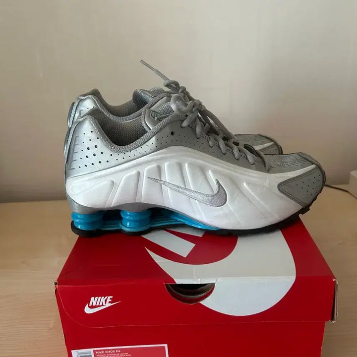 [BUNJANG] Nike Shox R4 Metallic Silver White / [260] 나이키 샥스 R4 메탈릭 실버 화이트
