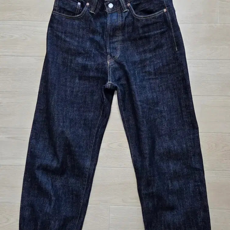 [BUNJANG] Outstanding 40S Selvage Straight Indigo Denim Pants / 아웃스탠딩 40S 셀비지 스트레이트 인디고 팬츠