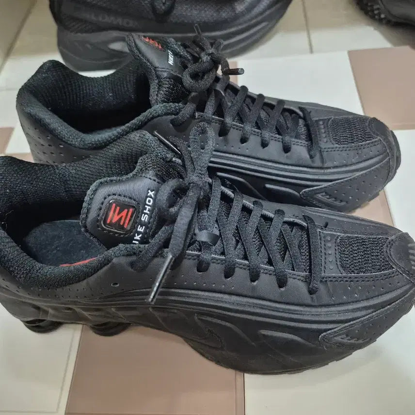 [BUNJANG] Nike Shox R4 Black Women&