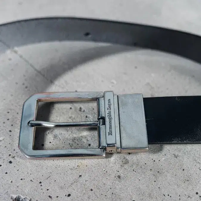 [BUNJANG] Ermenegildo Zegna Rotating Buckle Leather Belt / Ermenegildo Zegna 회전버클 가죽 벨트