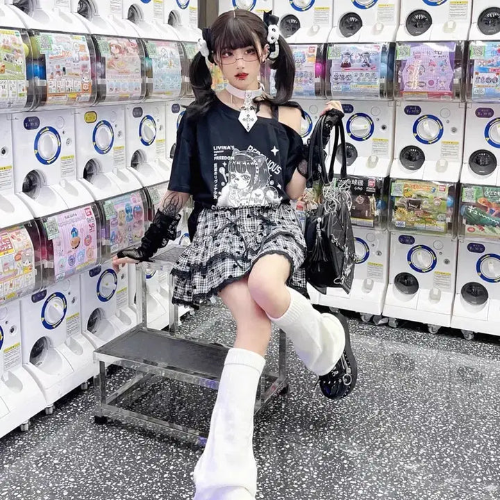 [BUNJANG] Gothic Off-Shoulder Short-Sleeve T-Shirt with Ribbon / 지뢰계 고딕 오프숄더 리본 반팔티셔츠 펑크 중브 서브걸쳐고스로리y2k